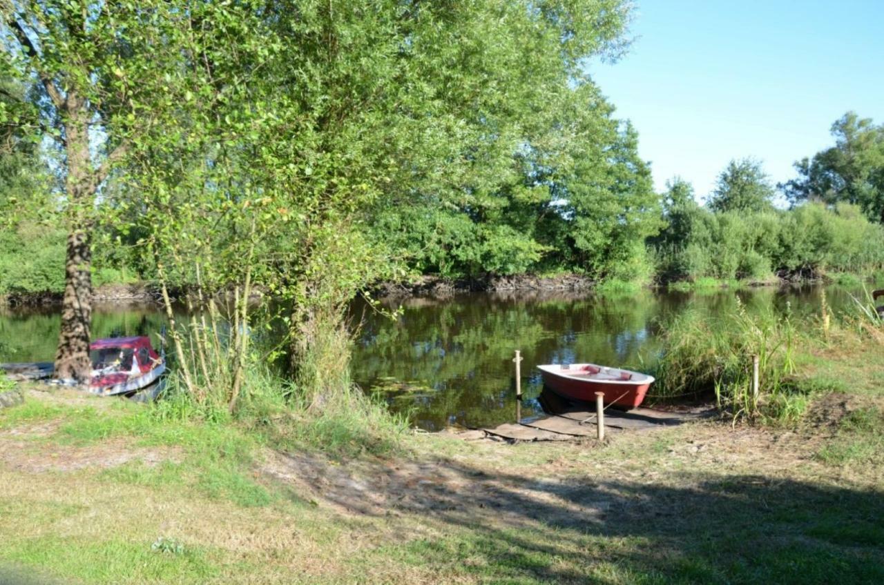 Storchennest An Der Spree In Radinkendorf Lägenhet Beeskow Exteriör bild