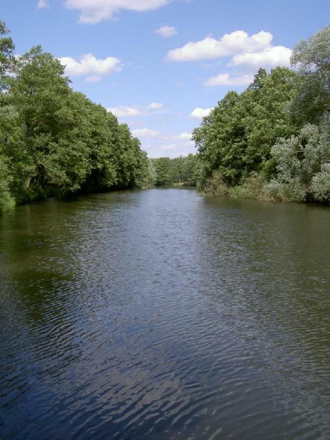 Storchennest An Der Spree In Radinkendorf Lägenhet Beeskow Exteriör bild